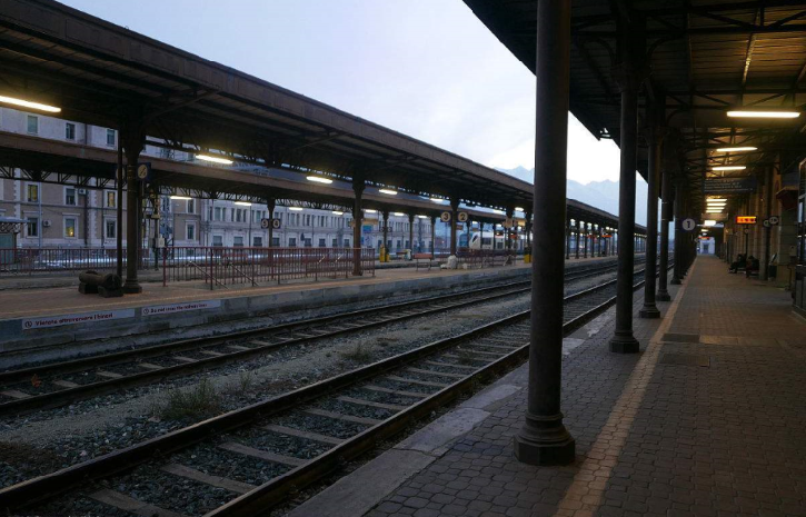 4 Foot Vapor Tight Strip Lights from China manufacturer